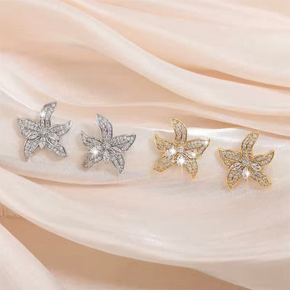 Elegant Floral Stud Earrings