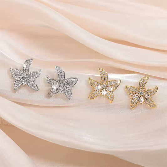 Elegant Floral Stud Earrings