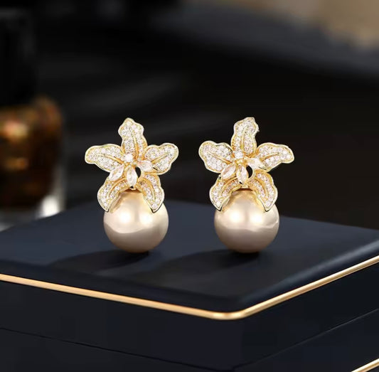 Gold Floral Earrings