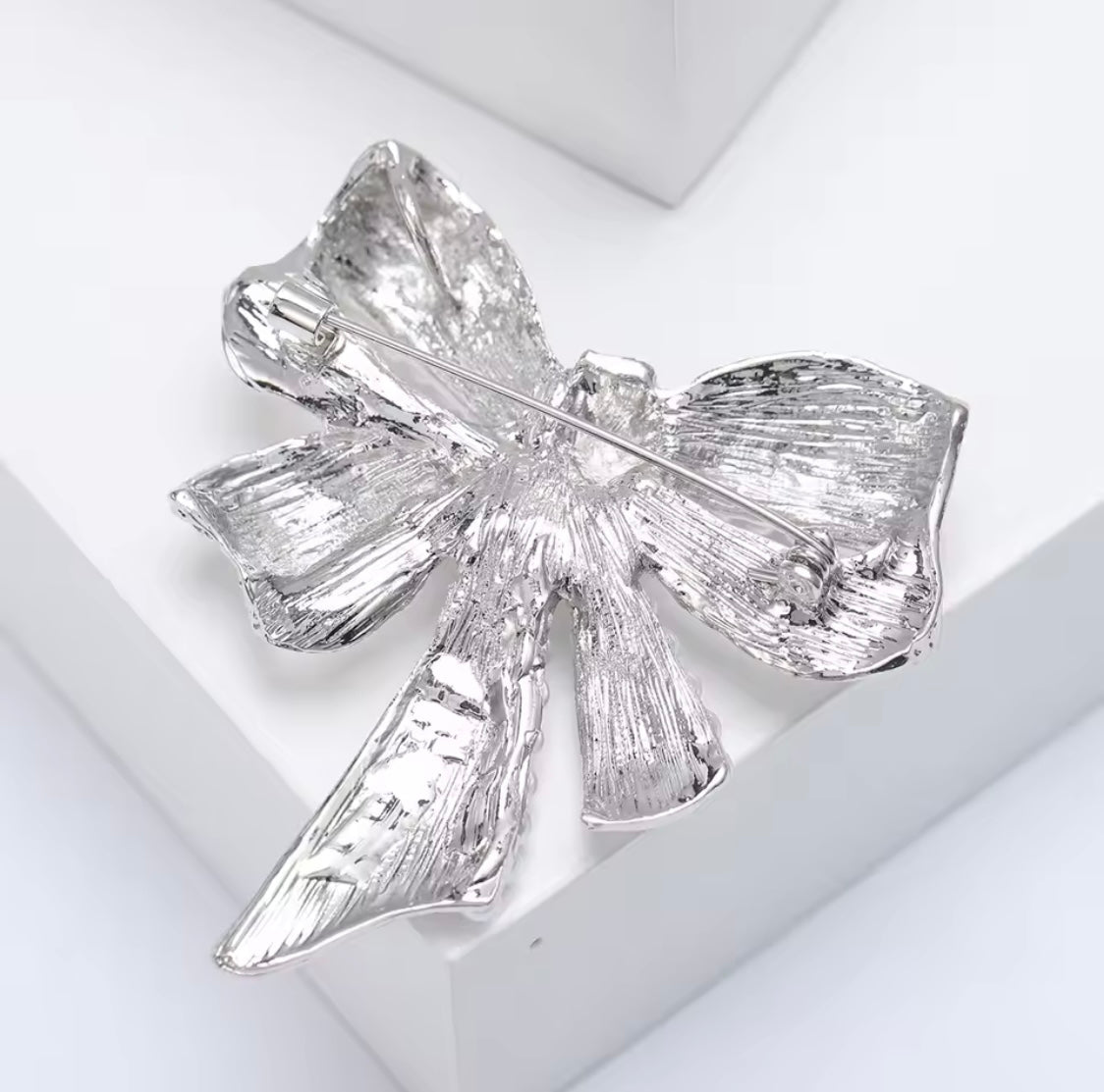 Silver Bow Brooch