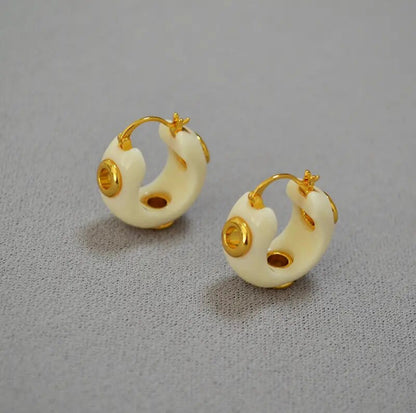 Ivory Hoops