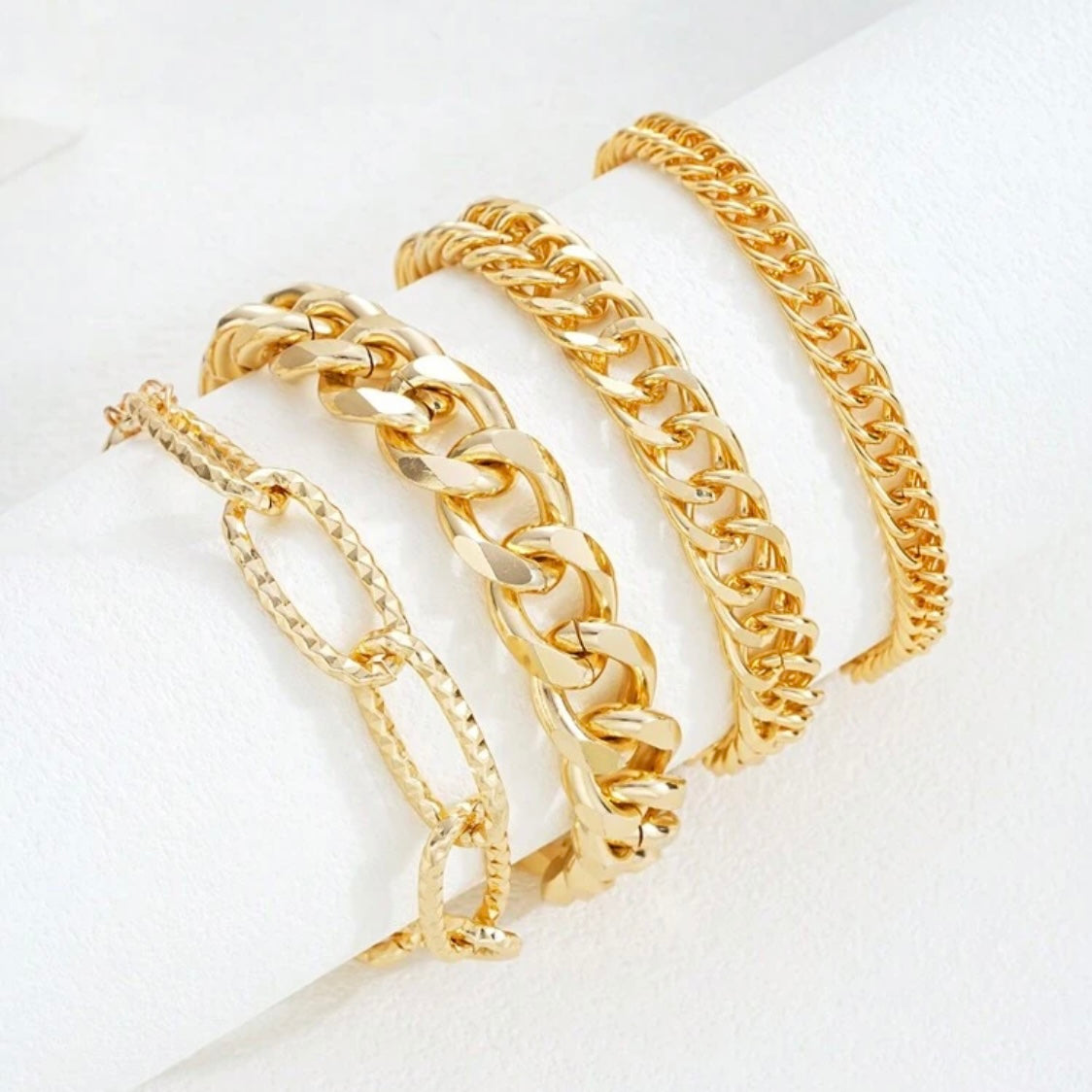 Set of 6 Chain Bracelets