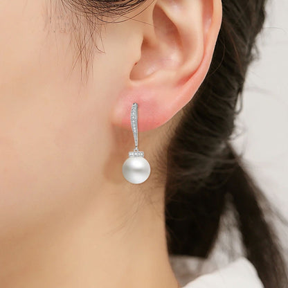 Classic Pearl Earrings