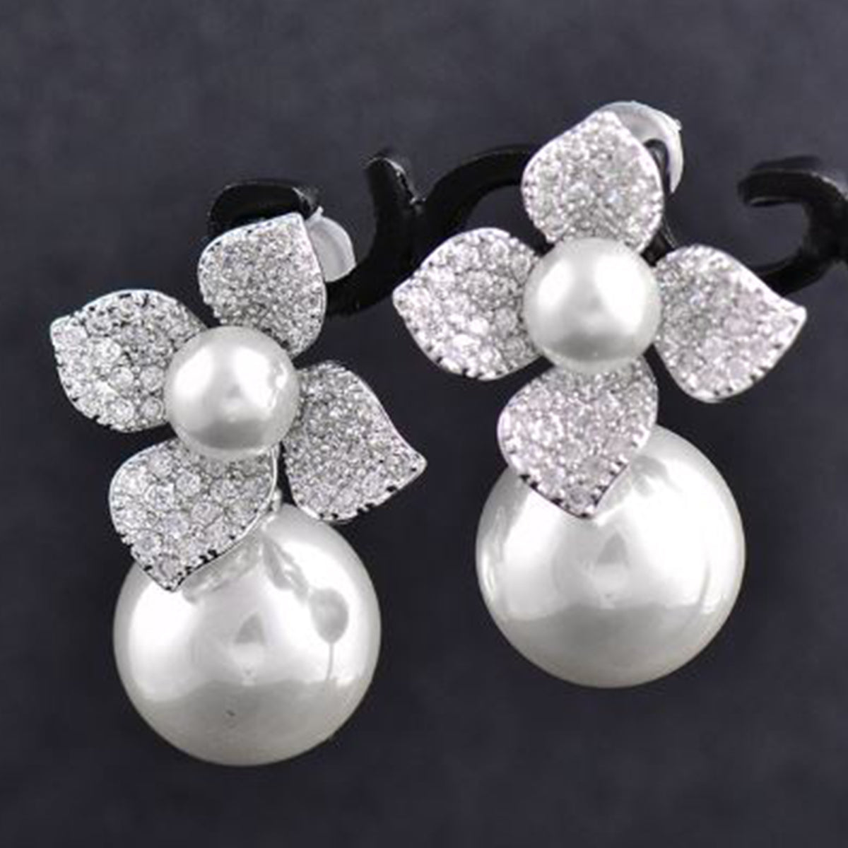 Daisy Earrings